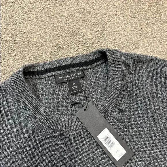 NWT Banana Republic Grey Unisex Sweater size M 100% Cotton Supima - Picture 2 of 6